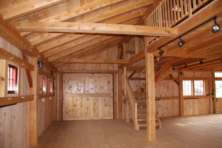 Timber Frame Barn Hartford, Maine